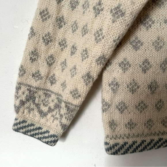 Vintage Norwegian Style Heavy Wool Knit Pullover Sweater Aprés-Ski Cream Grey M - Picture 10 of 12